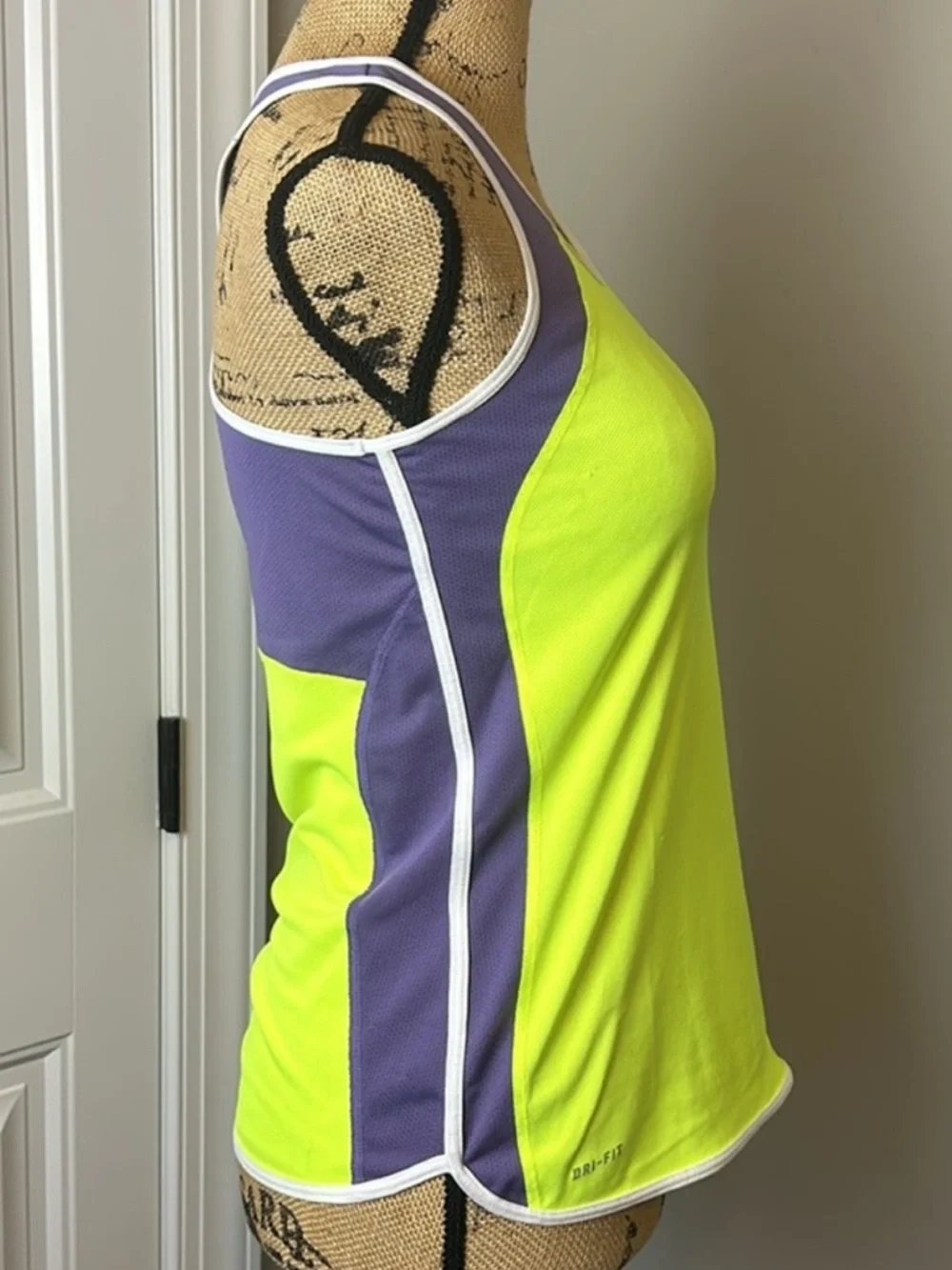 Nike Dri-fit tank size small